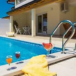 Villa Sanja *