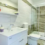 Sanja Villa *