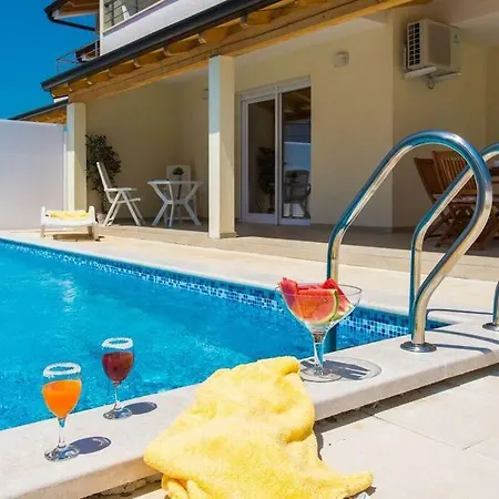 Villa Sanja *